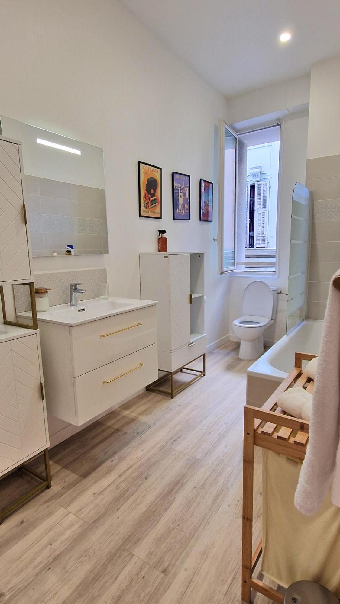 Jazzy Et Spacieux Appartement Prom Des Anglais Nice Luaran gambar